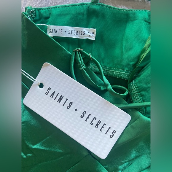 Selfie Leslie Fantasia Gathered Bust Satin Mini Dress (Green) Small (AUS 8) NWT - Picture 7 of 7
